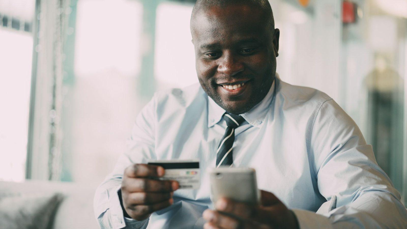 Faux SMS de votre opérateur : quand « votre forfait est suspendu » sert à voler votre ligne